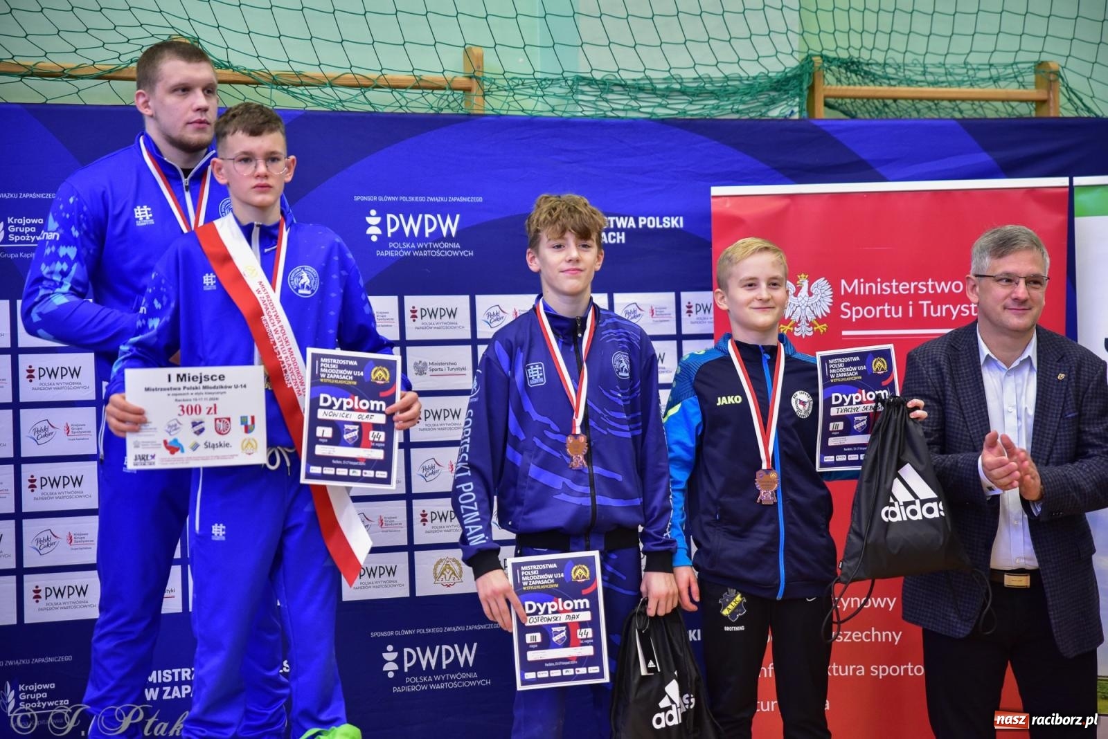 Zdjęcie w galerii na portalu naszraciborz.pl: Z dwoma medalami unici kończą mistrzostwa Polski U-14 wiadomości z regionu