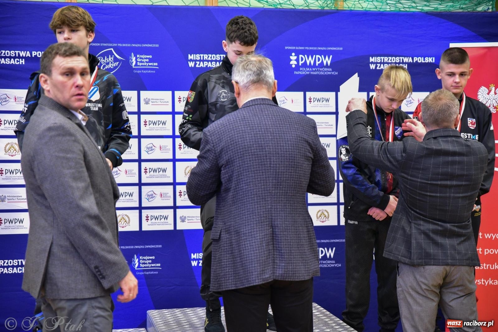 Zdjęcie w galerii na portalu naszraciborz.pl: Z dwoma medalami unici kończą mistrzostwa Polski U-14 wiadomości z regionu