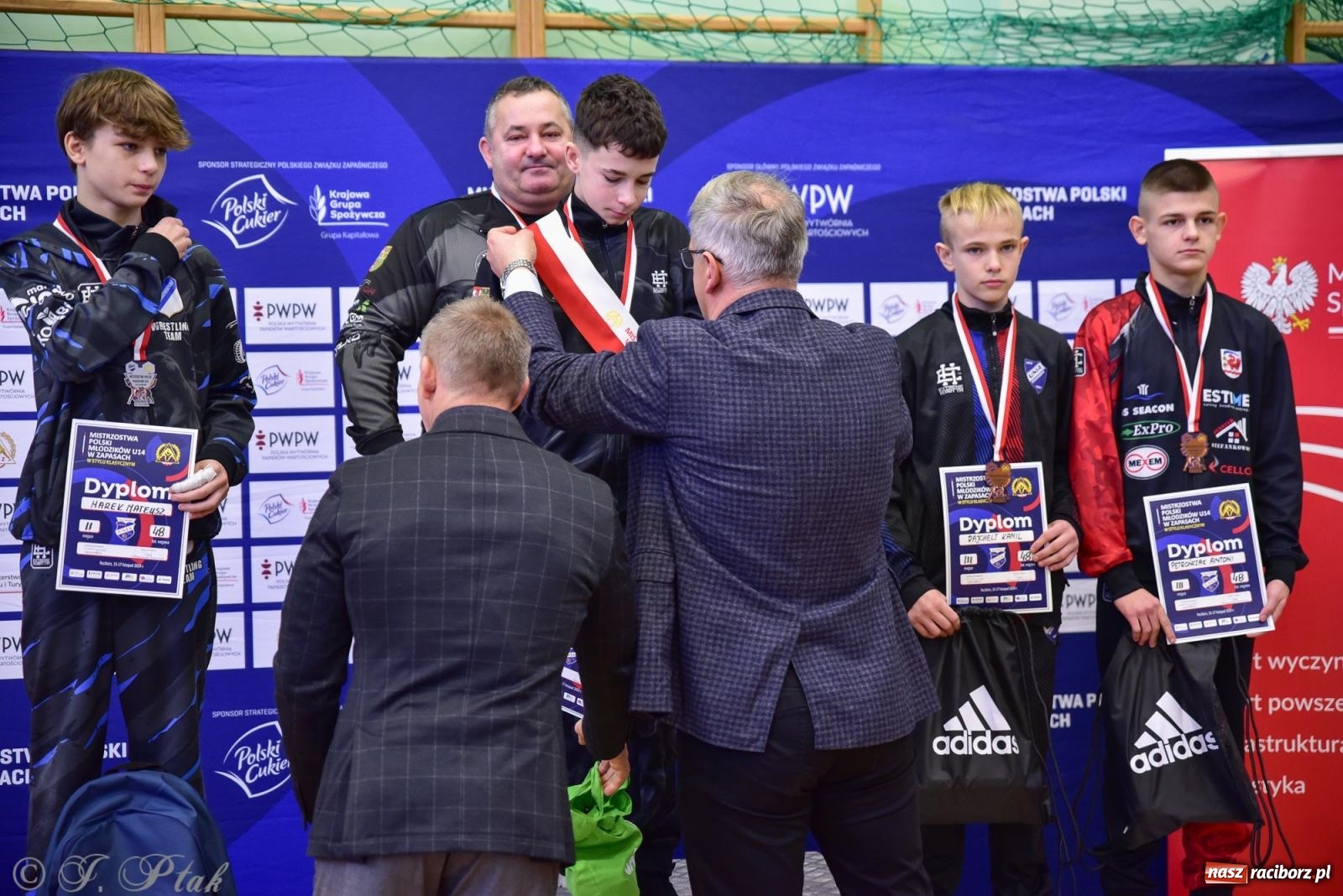 Zdjęcie w galerii na portalu naszraciborz.pl: Z dwoma medalami unici kończą mistrzostwa Polski U-14 wiadomości z regionu