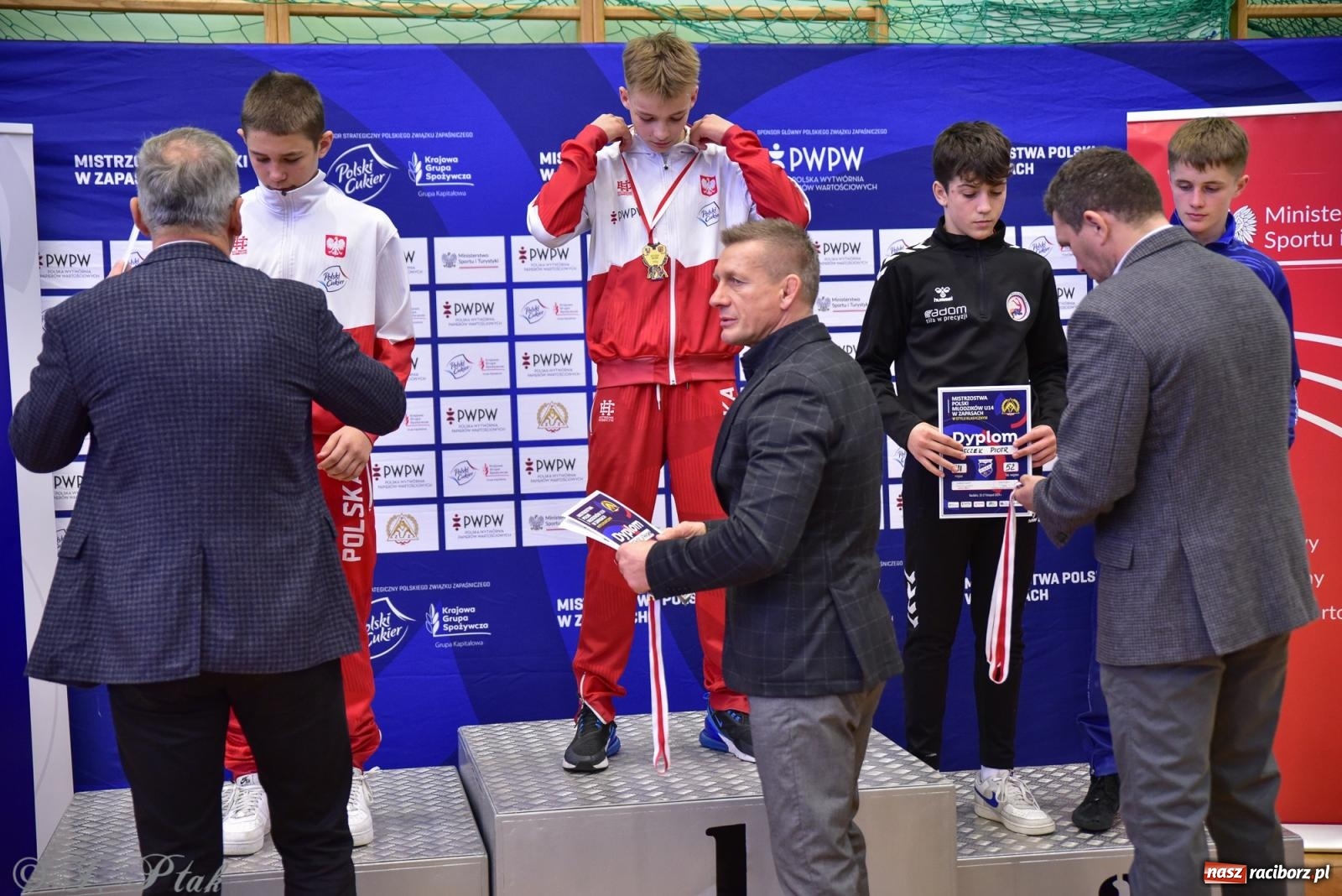Zdjęcie w galerii na portalu naszraciborz.pl: Z dwoma medalami unici kończą mistrzostwa Polski U-14 wiadomości z regionu
