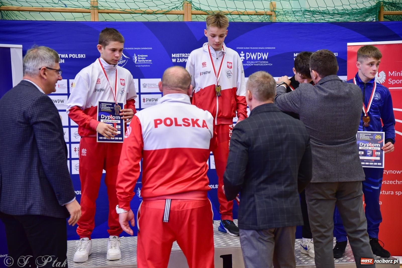 Zdjęcie w galerii na portalu naszraciborz.pl: Z dwoma medalami unici kończą mistrzostwa Polski U-14 wiadomości z regionu
