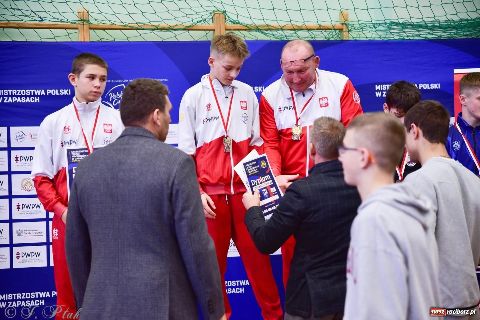 Zdjęcie w galerii na portalu naszraciborz.pl: Z dwoma medalami unici kończą mistrzostwa Polski U-14 wiadomości z regionu