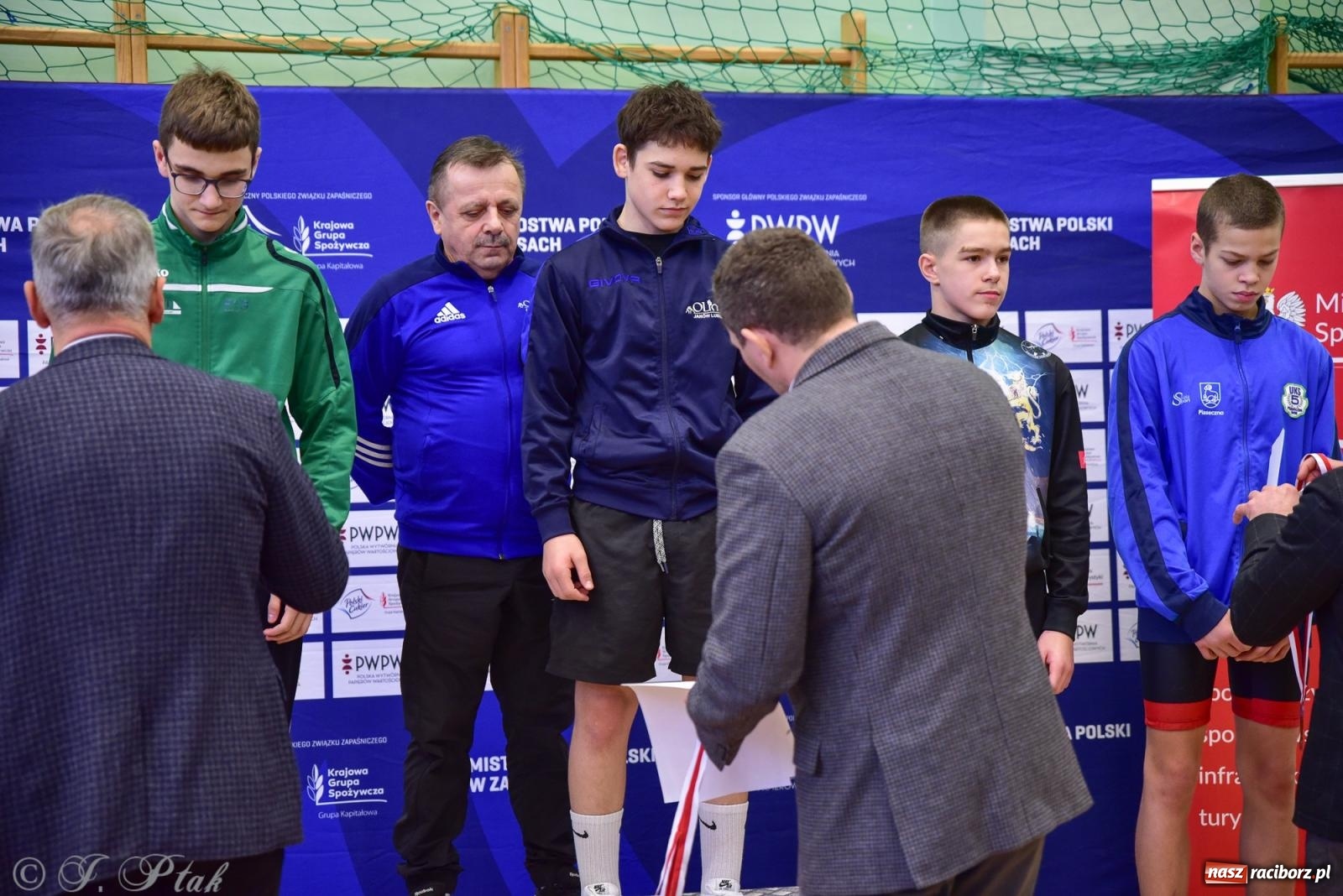 Zdjęcie w galerii na portalu naszraciborz.pl: Z dwoma medalami unici kończą mistrzostwa Polski U-14 wiadomości z regionu