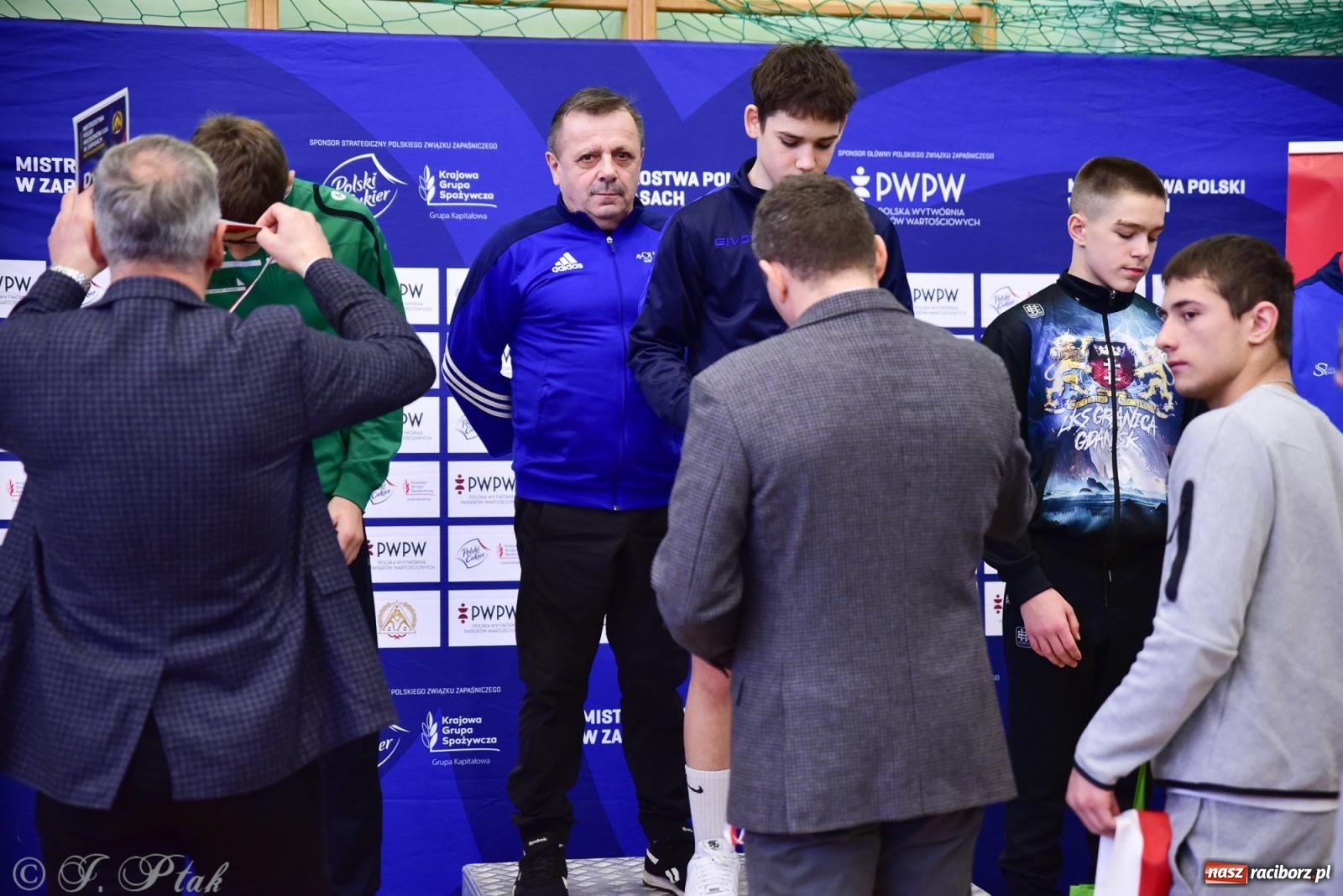 Zdjęcie w galerii na portalu naszraciborz.pl: Z dwoma medalami unici kończą mistrzostwa Polski U-14 wiadomości z regionu