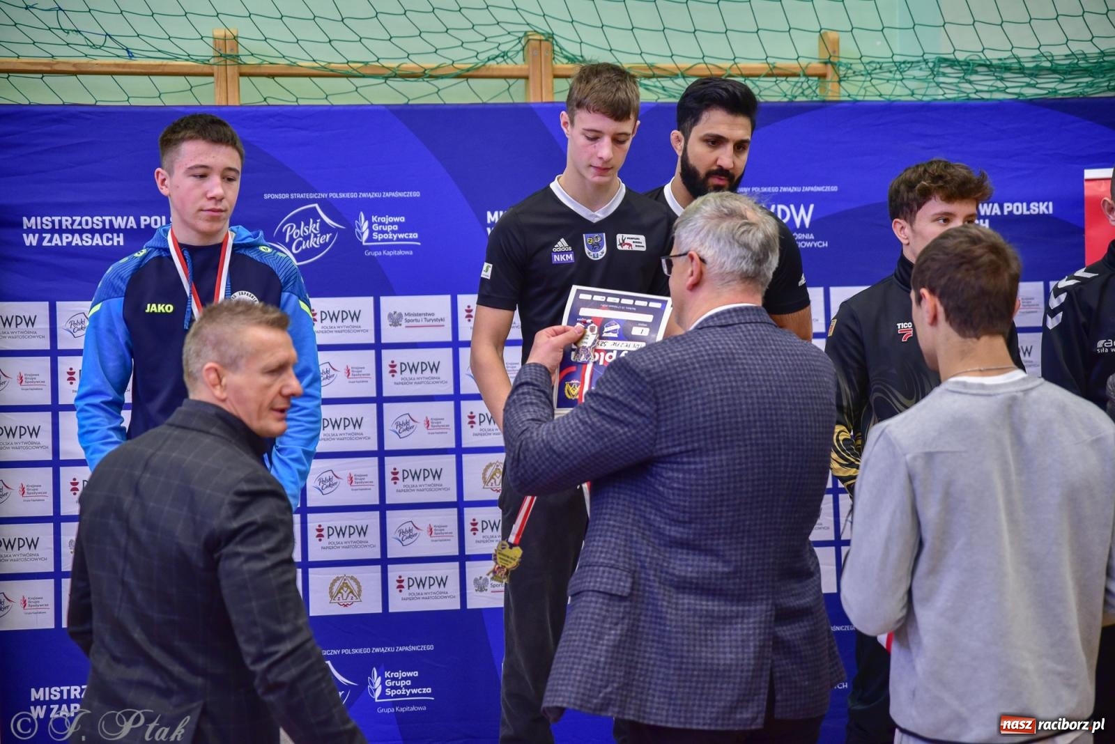 Zdjęcie w galerii na portalu naszraciborz.pl: Z dwoma medalami unici kończą mistrzostwa Polski U-14 wiadomości z regionu