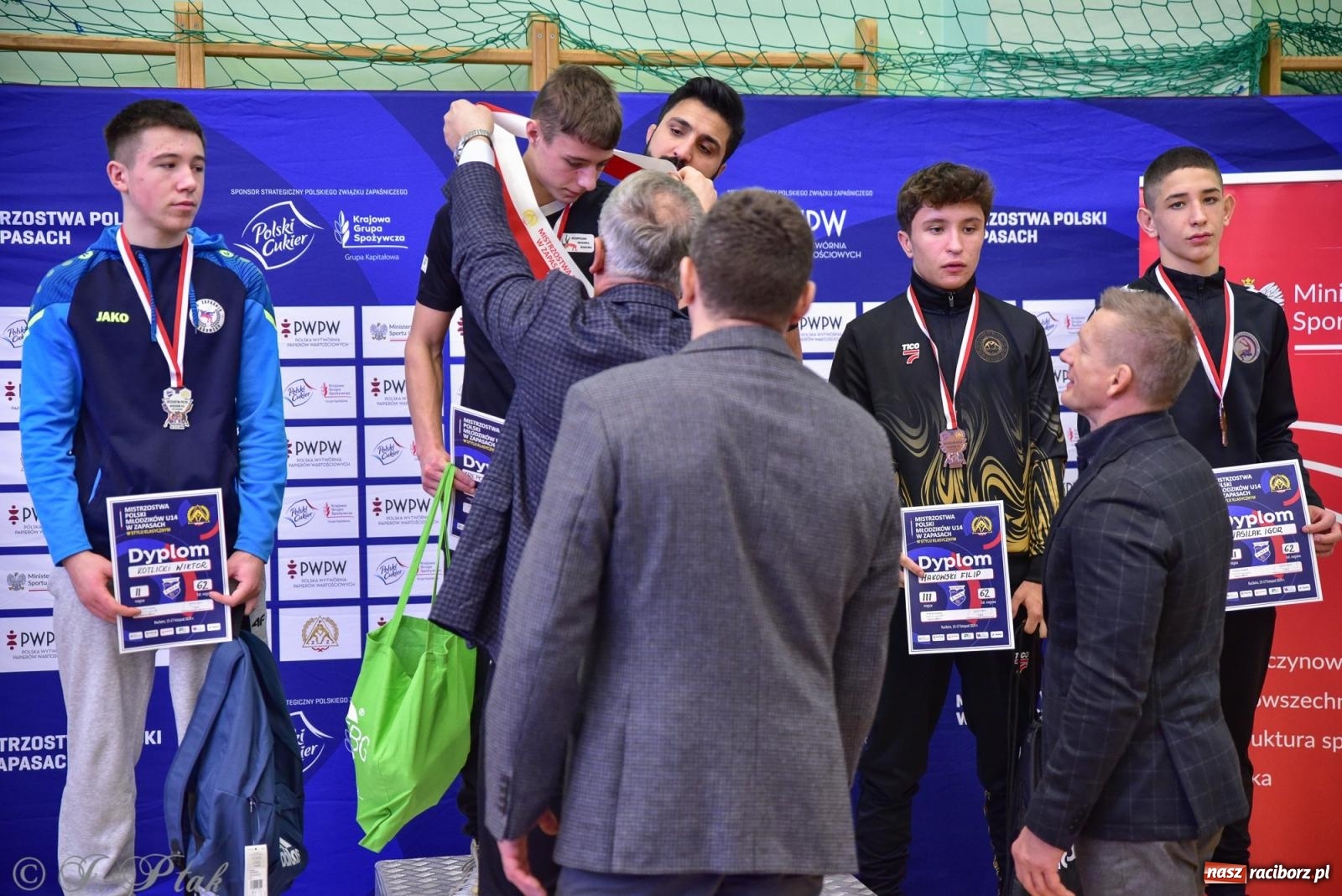 Zdjęcie w galerii na portalu naszraciborz.pl: Z dwoma medalami unici kończą mistrzostwa Polski U-14 wiadomości z regionu