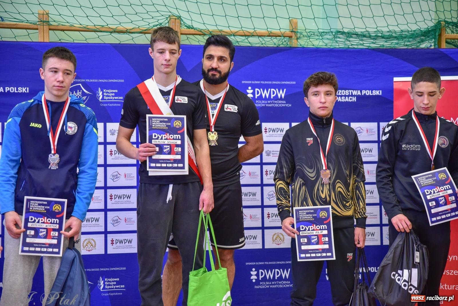 Zdjęcie w galerii na portalu naszraciborz.pl: Z dwoma medalami unici kończą mistrzostwa Polski U-14 wiadomości z regionu