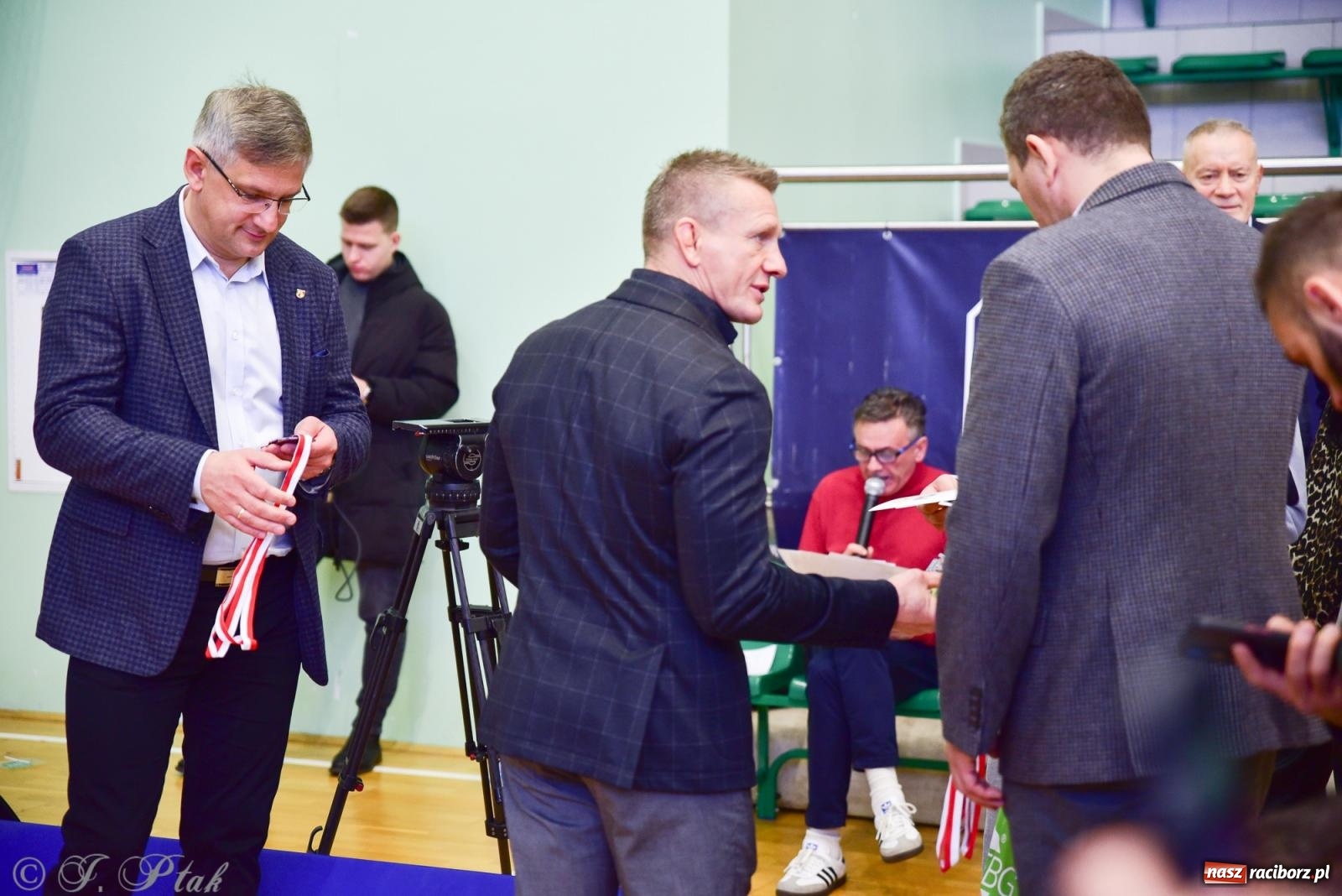 Zdjęcie w galerii na portalu naszraciborz.pl: Z dwoma medalami unici kończą mistrzostwa Polski U-14 wiadomości z regionu