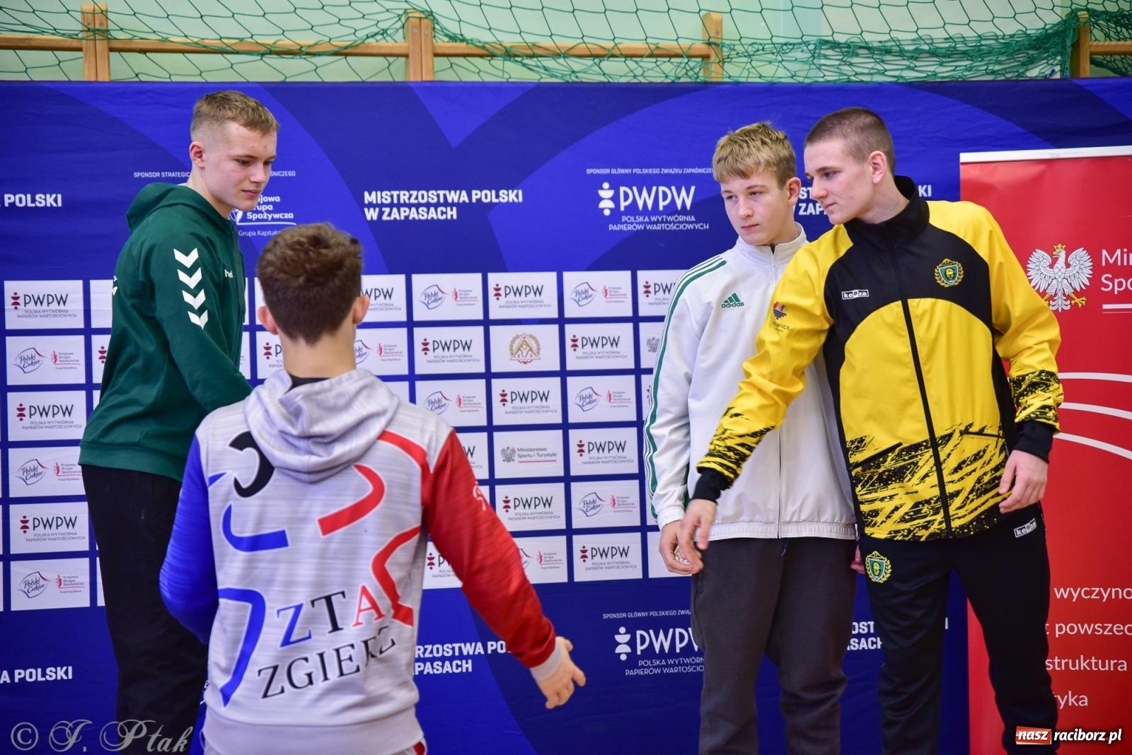 Zdjęcie w galerii na portalu naszraciborz.pl: Z dwoma medalami unici kończą mistrzostwa Polski U-14 wiadomości z regionu