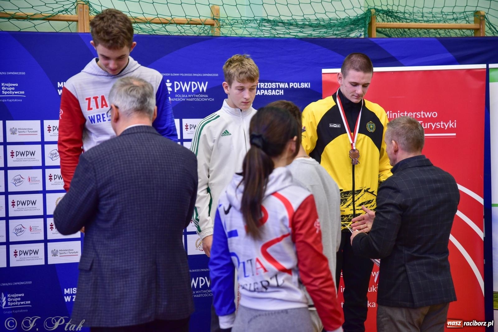 Zdjęcie w galerii na portalu naszraciborz.pl: Z dwoma medalami unici kończą mistrzostwa Polski U-14 wiadomości z regionu