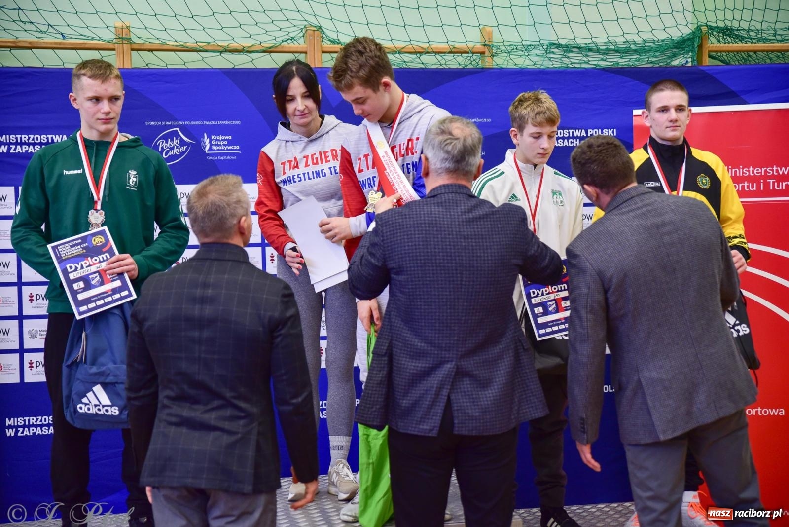Zdjęcie w galerii na portalu naszraciborz.pl: Z dwoma medalami unici kończą mistrzostwa Polski U-14 wiadomości z regionu