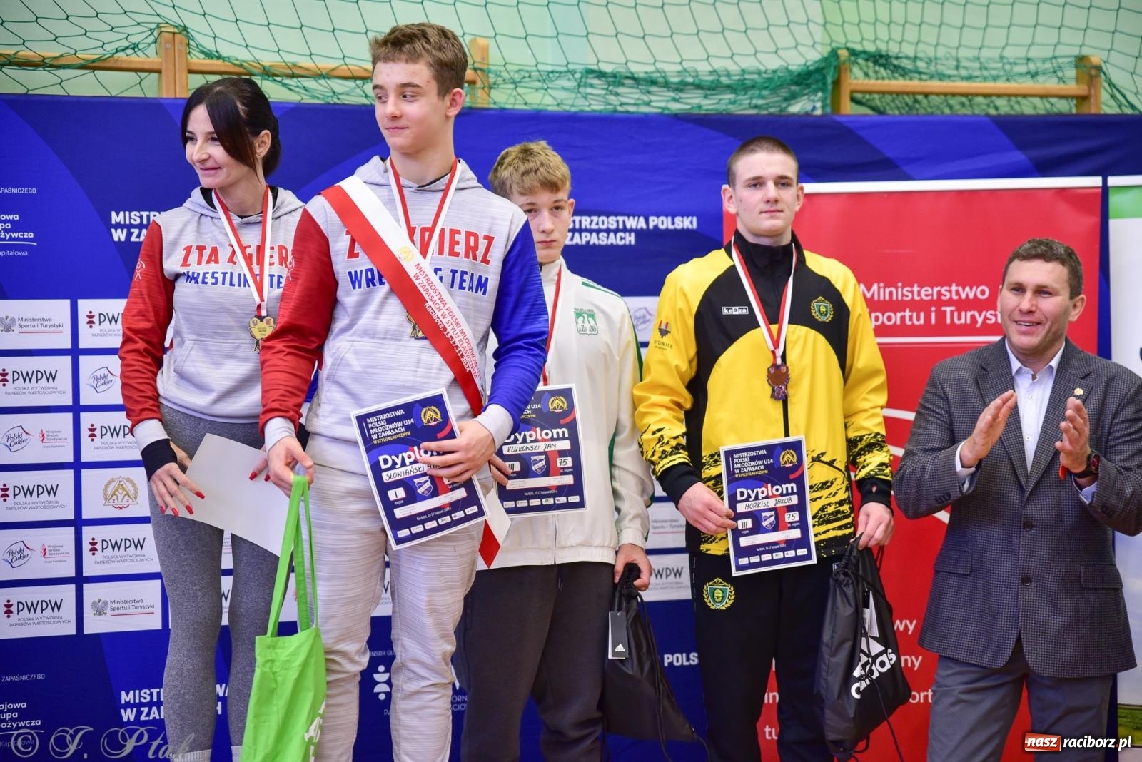 Zdjęcie w galerii na portalu naszraciborz.pl: Z dwoma medalami unici kończą mistrzostwa Polski U-14 wiadomości z regionu