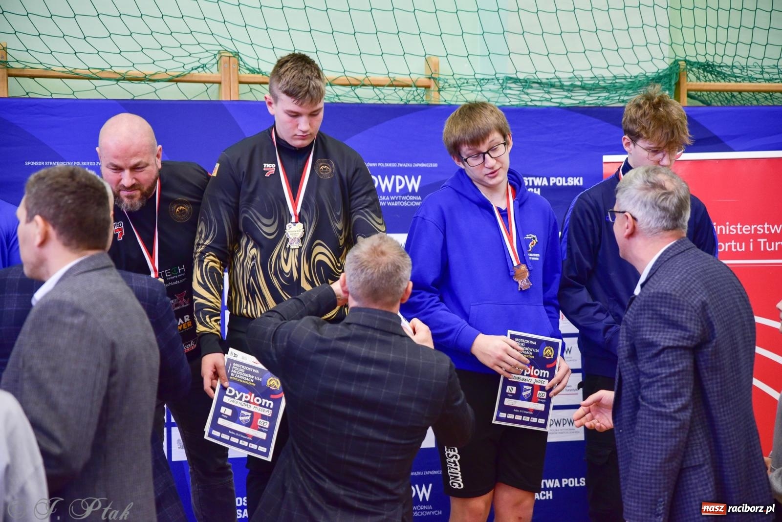 Zdjęcie w galerii na portalu naszraciborz.pl: Z dwoma medalami unici kończą mistrzostwa Polski U-14 wiadomości z regionu
