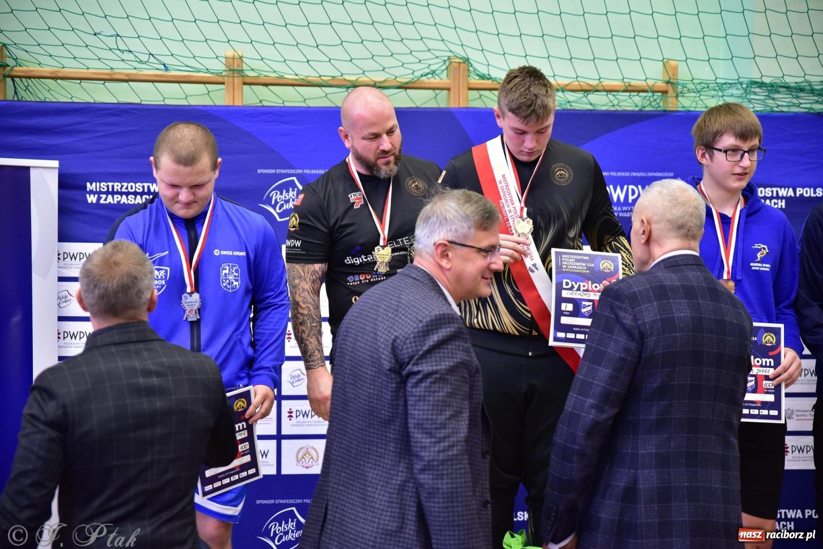 Zdjęcie w galerii na portalu naszraciborz.pl: Z dwoma medalami unici kończą mistrzostwa Polski U-14 wiadomości z regionu