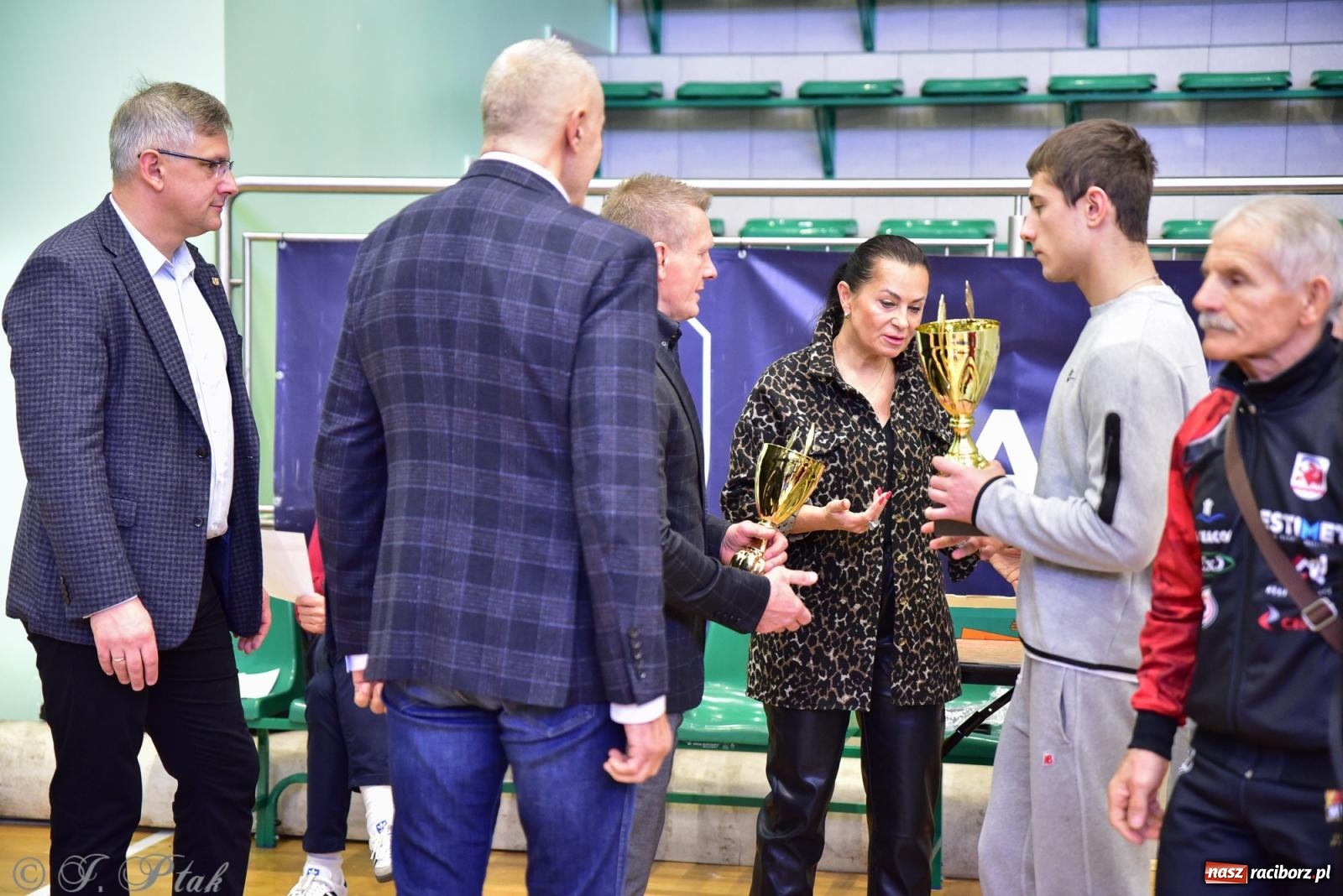 Zdjęcie w galerii na portalu naszraciborz.pl: Z dwoma medalami unici kończą mistrzostwa Polski U-14 wiadomości z regionu