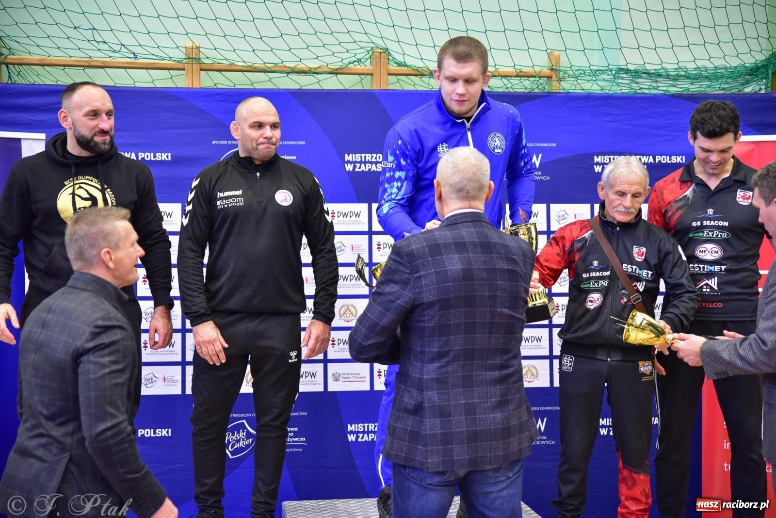 Zdjęcie w galerii na portalu naszraciborz.pl: Z dwoma medalami unici kończą mistrzostwa Polski U-14 wiadomości z regionu