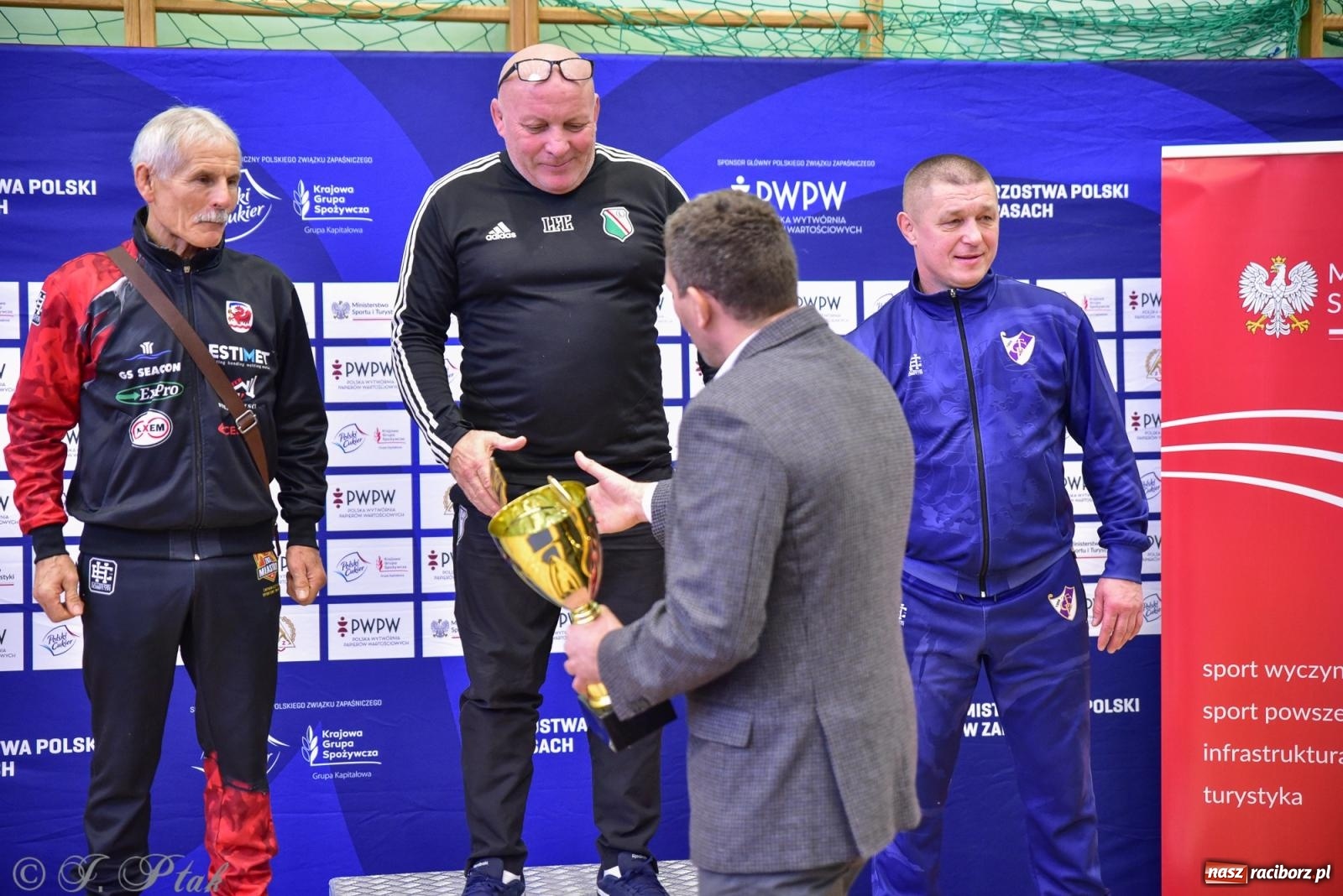 Zdjęcie w galerii na portalu naszraciborz.pl: Z dwoma medalami unici kończą mistrzostwa Polski U-14 wiadomości z regionu