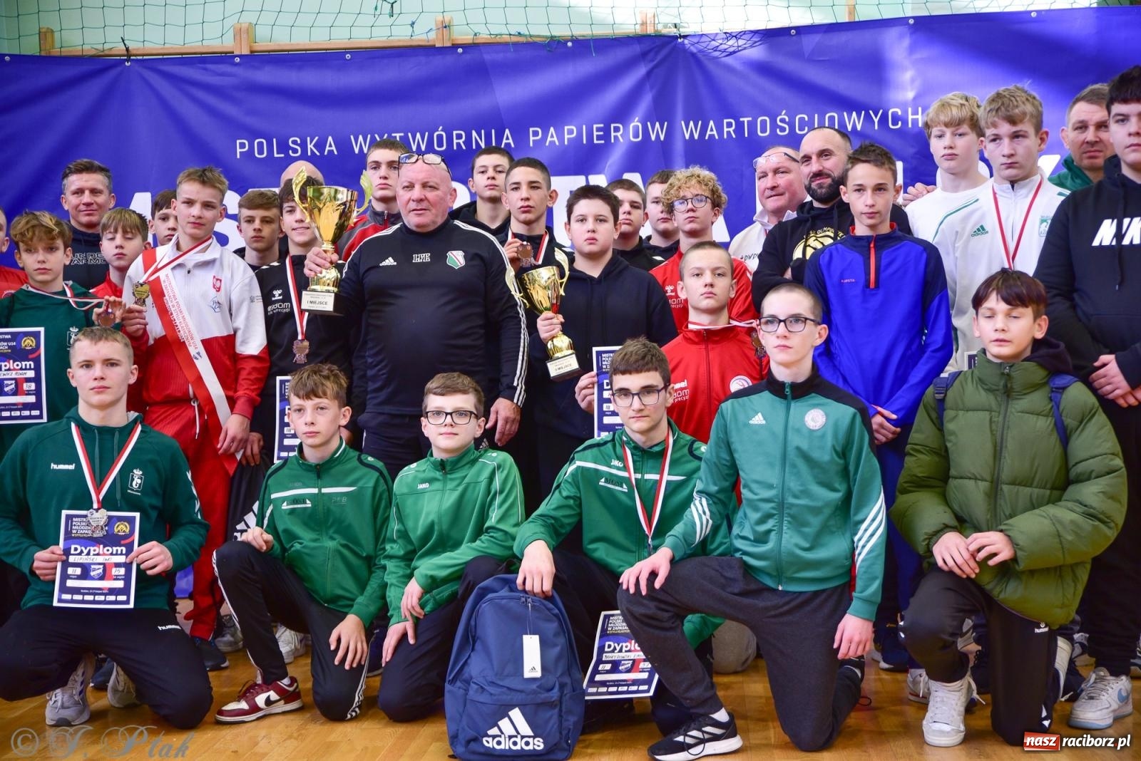 Zdjęcie w galerii na portalu naszraciborz.pl: Z dwoma medalami unici kończą mistrzostwa Polski U-14 wiadomości z regionu