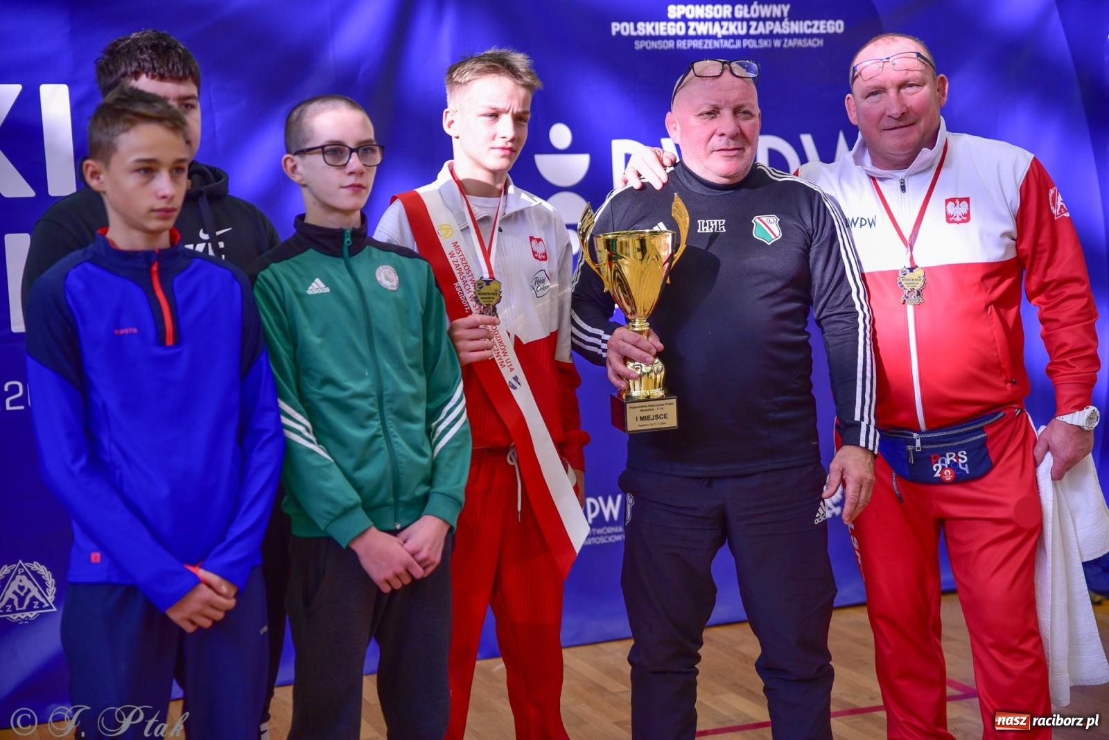 Zdjęcie w galerii na portalu naszraciborz.pl: Z dwoma medalami unici kończą mistrzostwa Polski U-14 wiadomości z regionu