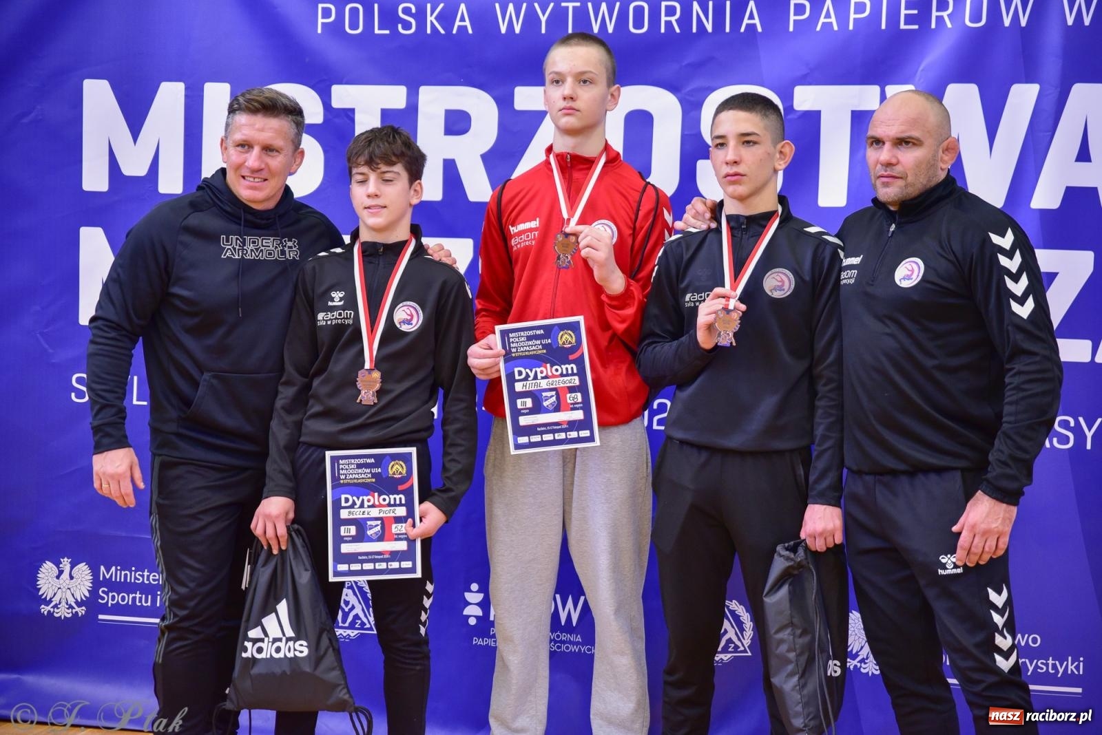 Zdjęcie w galerii na portalu naszraciborz.pl: Z dwoma medalami unici kończą mistrzostwa Polski U-14 wiadomości z regionu
