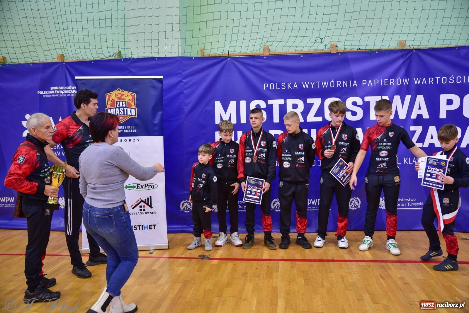Zdjęcie w galerii na portalu naszraciborz.pl: Z dwoma medalami unici kończą mistrzostwa Polski U-14 wiadomości z regionu