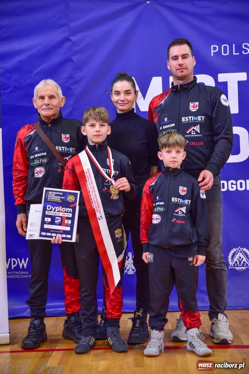 Zdjęcie w galerii na portalu naszraciborz.pl: Z dwoma medalami unici kończą mistrzostwa Polski U-14 wiadomości z regionu