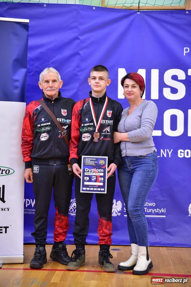 Zdjęcie w galerii na portalu naszraciborz.pl: Z dwoma medalami unici kończą mistrzostwa Polski U-14 wiadomości z regionu