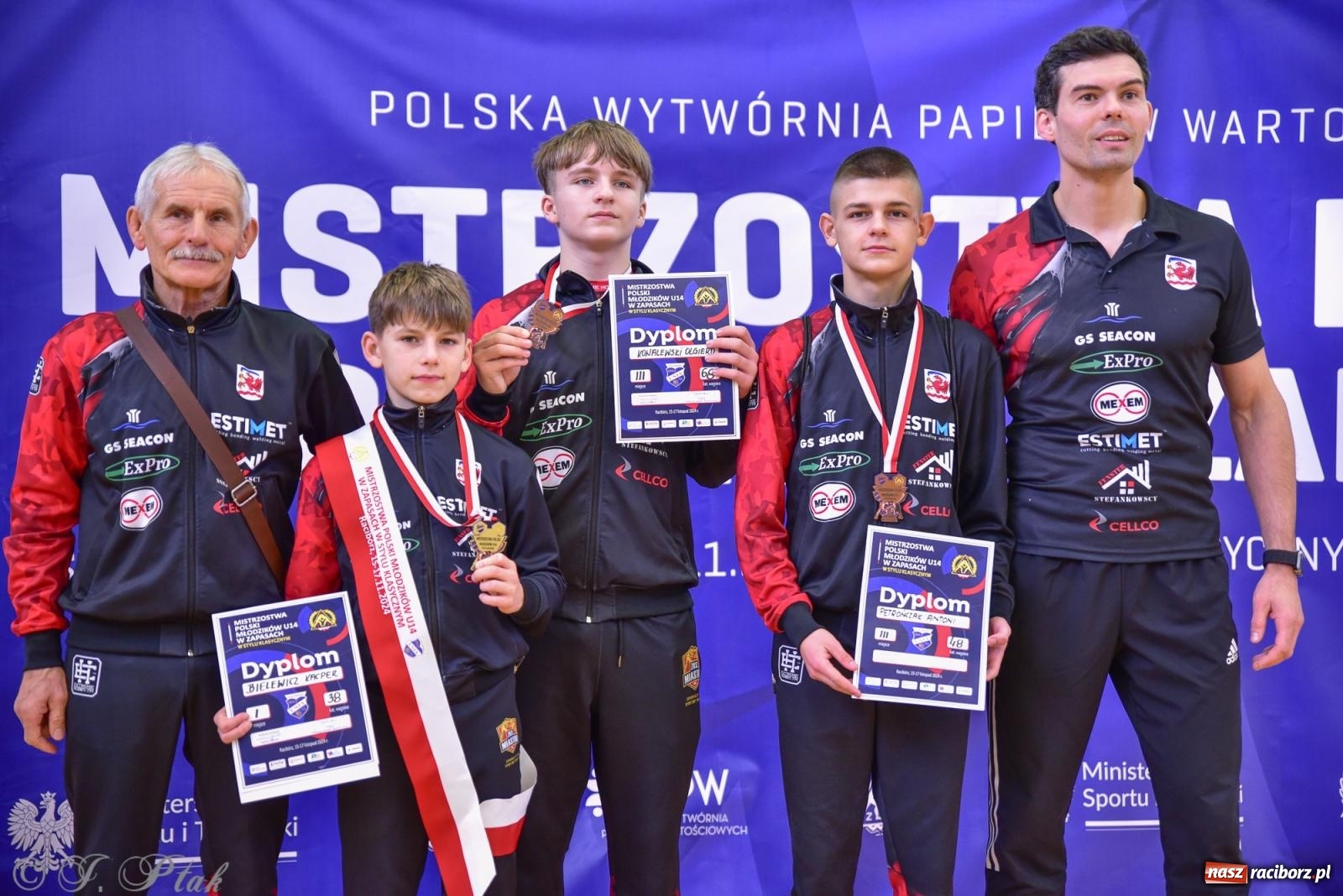 Zdjęcie w galerii na portalu naszraciborz.pl: Z dwoma medalami unici kończą mistrzostwa Polski U-14 wiadomości z regionu