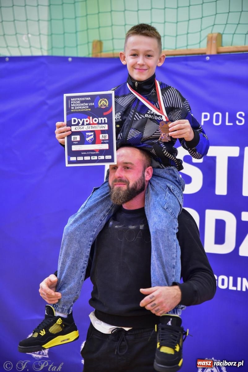 Zdjęcie w galerii na portalu naszraciborz.pl: Z dwoma medalami unici kończą mistrzostwa Polski U-14 wiadomości z regionu