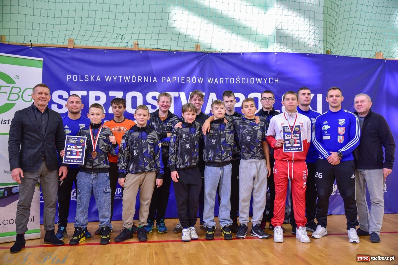 Zdjęcie w galerii na portalu naszraciborz.pl: Z dwoma medalami unici kończą mistrzostwa Polski U-14 wiadomości z regionu