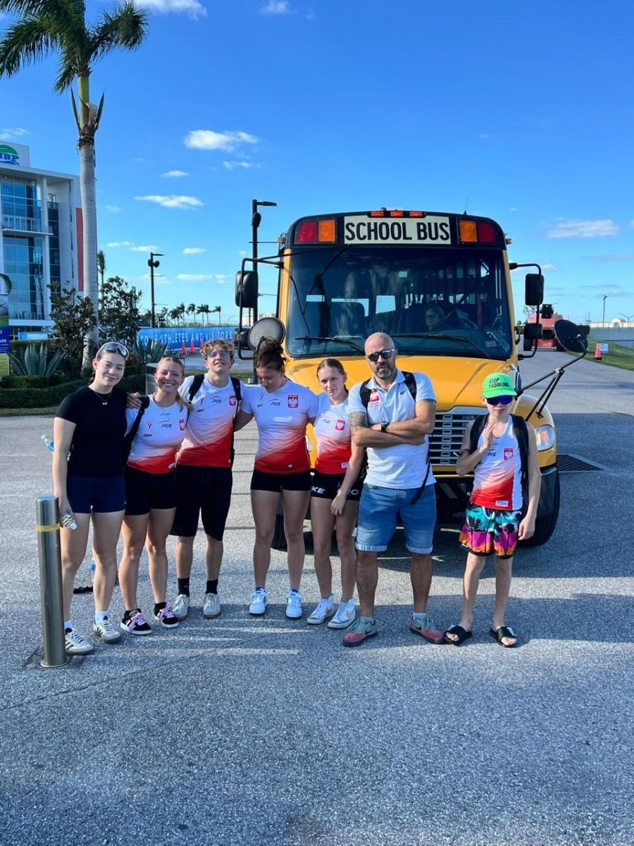 Zdjęcie w galerii na portalu naszraciborz.pl: Młodzi wioślarze z Raciborza na mistrzostwach świata w Sarasocie na Florydzie wiadomości z regionu