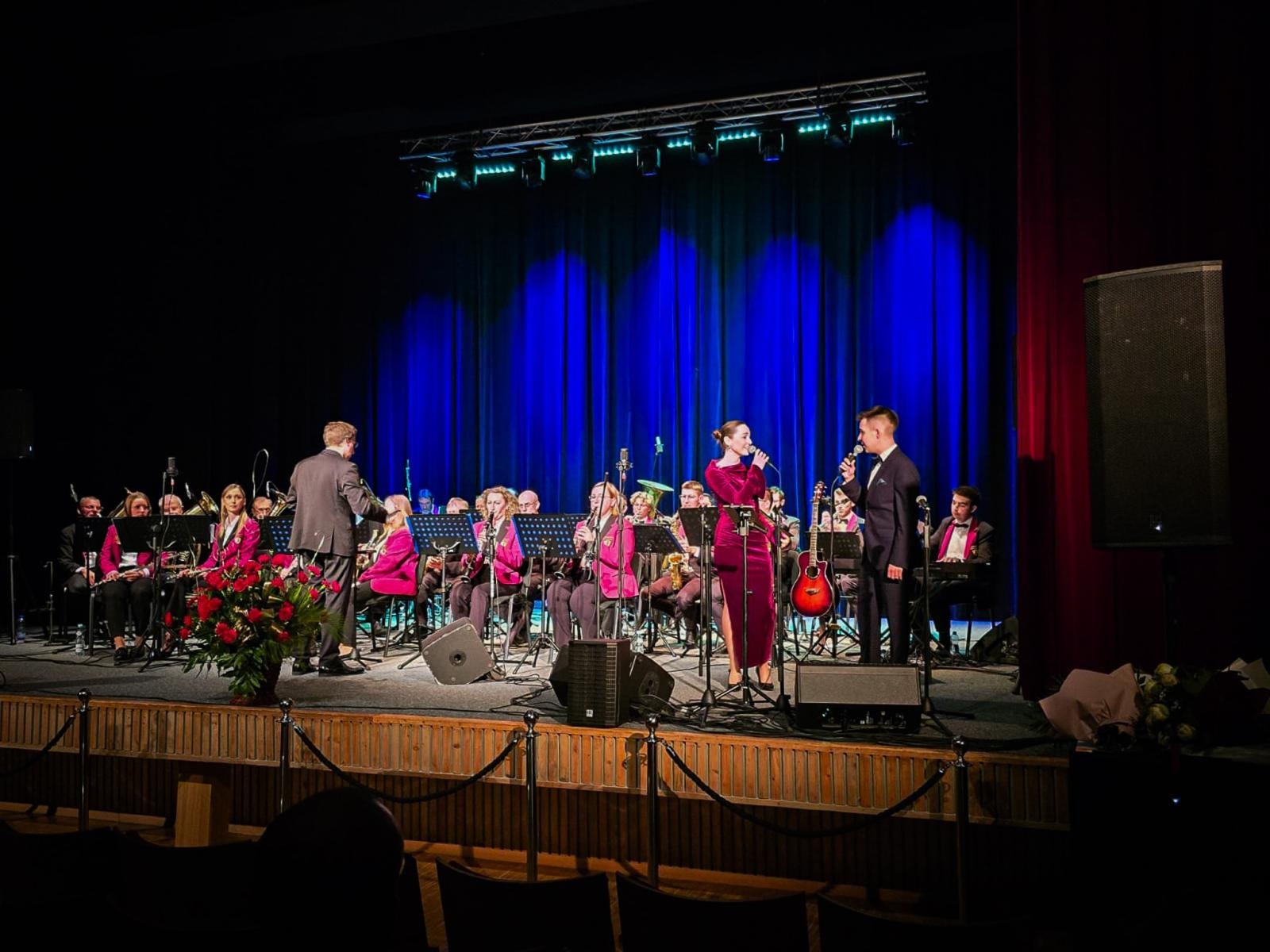 Zdjęcie w galerii na portalu naszraciborz.pl: Dekada muzycznych podróży z Orkiestrą Dętą gm. Nędza wiadomości z regionu