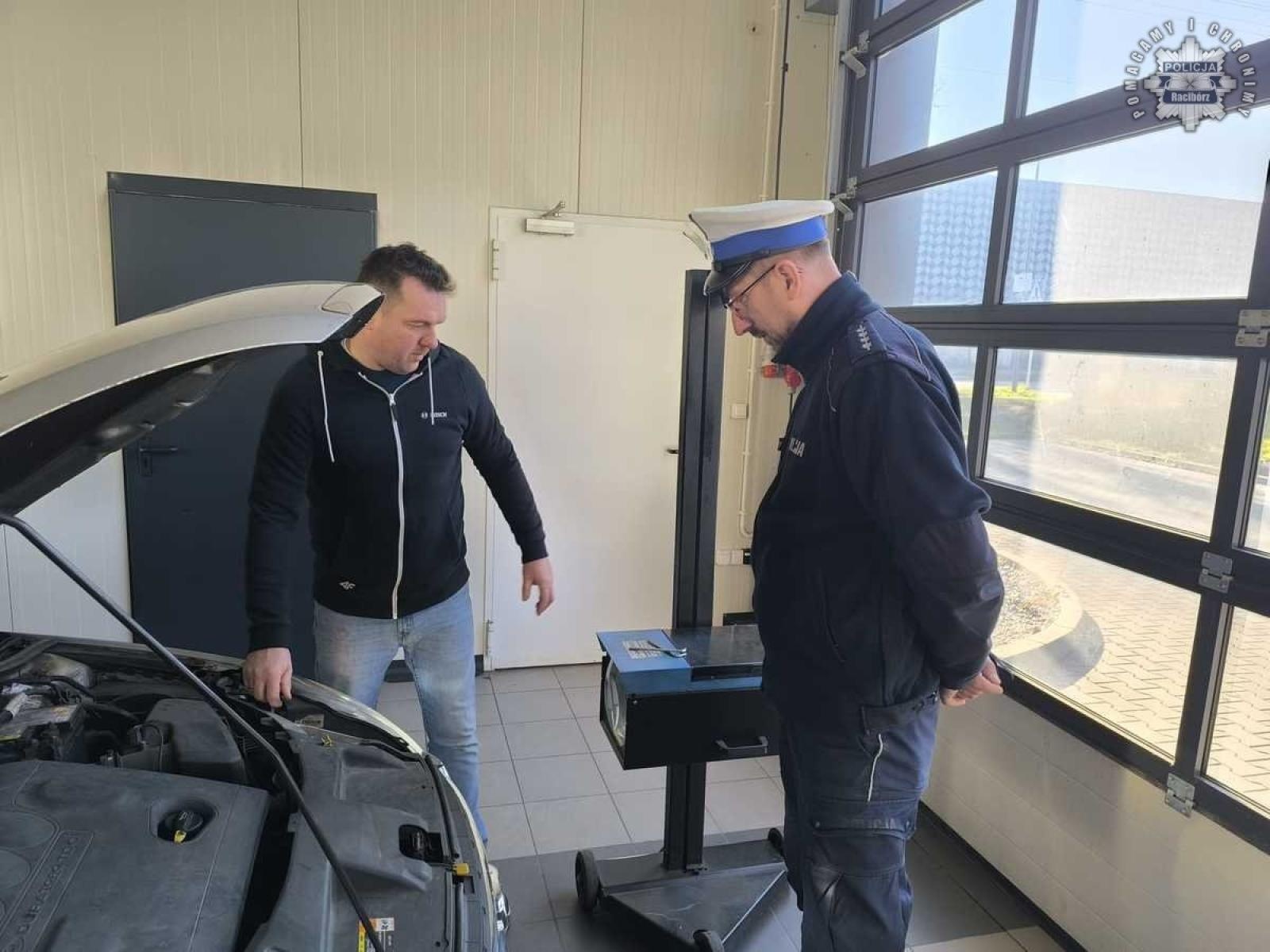 Zdjęcie w galerii na portalu naszraciborz.pl: Kolejne kontrole ustawień świateł samochodowych za nami wiadomości z regionu