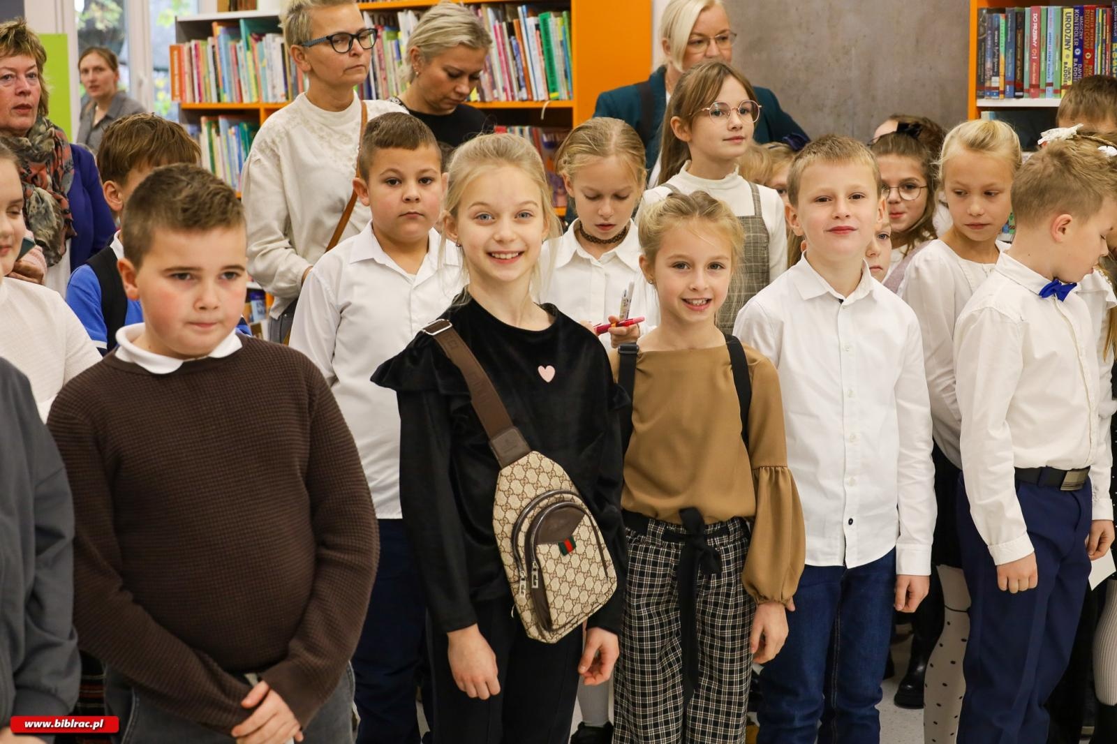 Zdjęcie w galerii na portalu naszraciborz.pl: Zostań Mistrzem Kaligrafii. Relacja z konkursu wiadomości z regionu