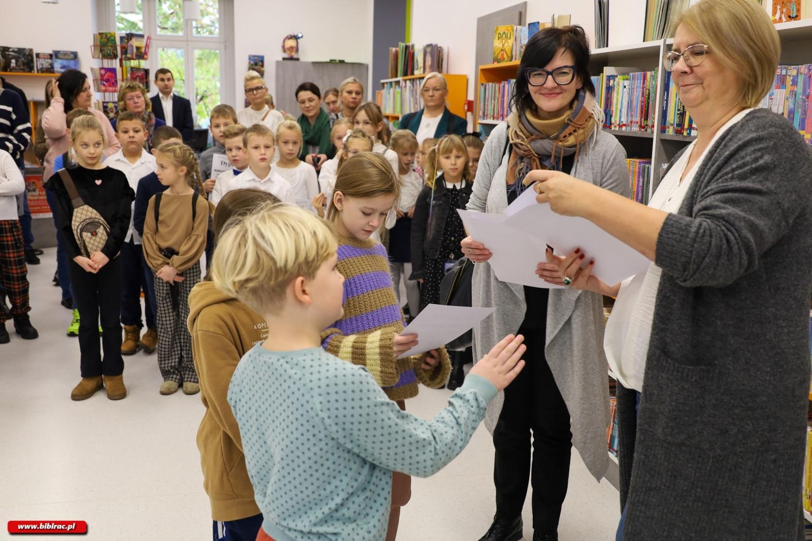 Zdjęcie w galerii na portalu naszraciborz.pl: Zostań Mistrzem Kaligrafii. Relacja z konkursu wiadomości z regionu