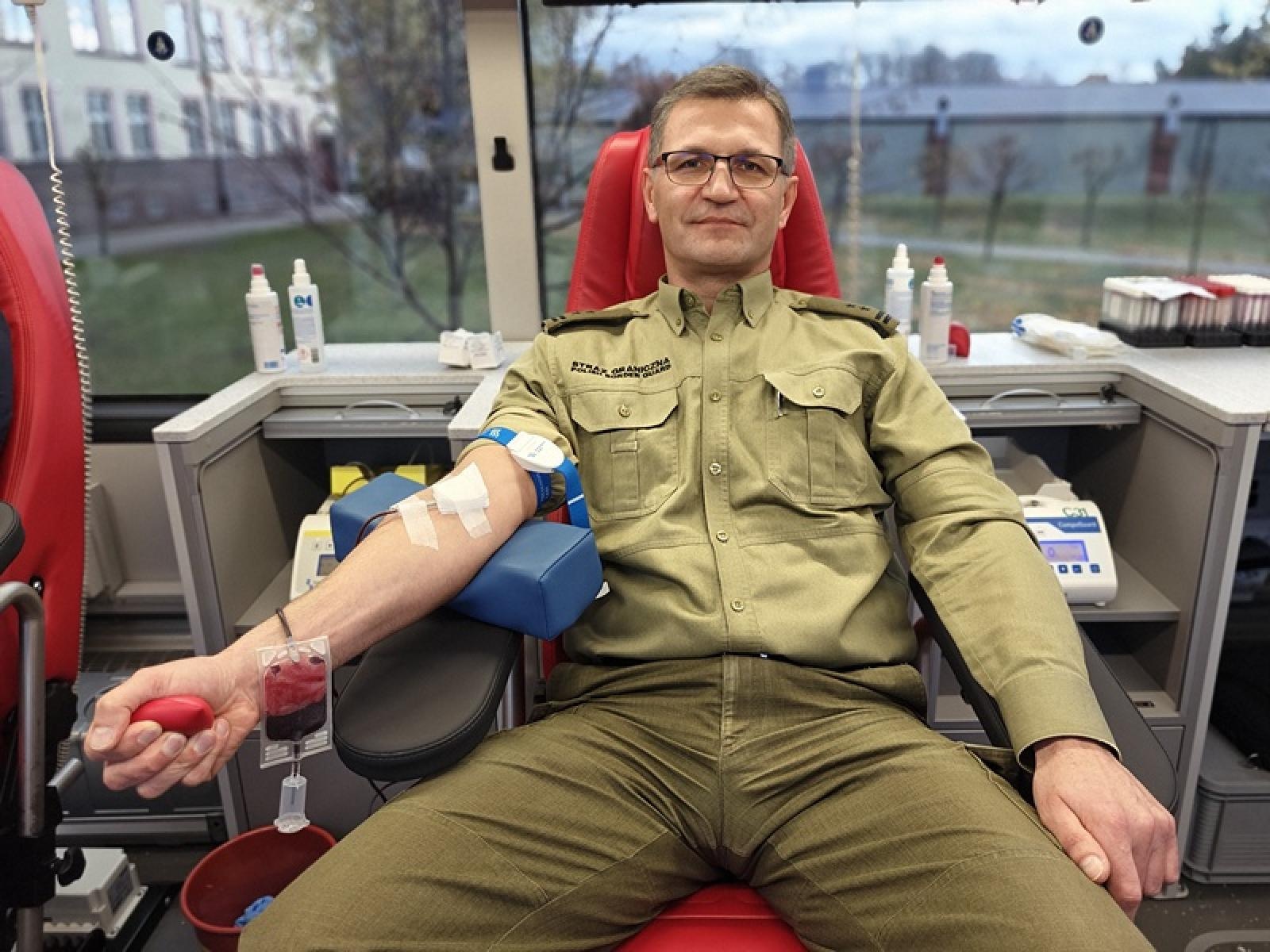 Zdjęcie w galerii na portalu naszraciborz.pl: Kolejne oddane litry Pogranicznej Grupy Krwi ze Śląskiego Oddziału Straży Granicznej w Raciborzu wiadomości z regionu