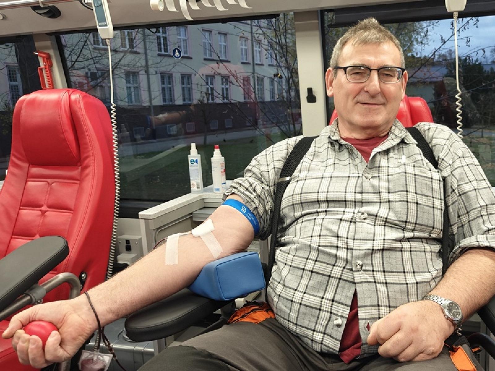 Zdjęcie w galerii na portalu naszraciborz.pl: Kolejne oddane litry Pogranicznej Grupy Krwi ze Śląskiego Oddziału Straży Granicznej w Raciborzu wiadomości z regionu