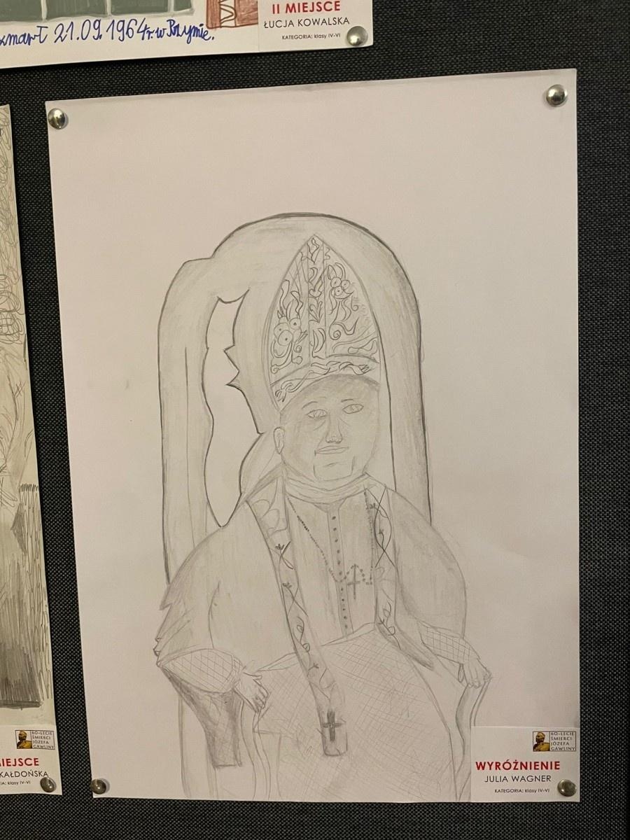 Zdjęcie w galerii na portalu naszraciborz.pl: Obchody 60. rocznicy śmierci abp. gen. dyw. Józefa Gawliny zwieńczone premierą filmu dokumentalnego [WIDEO] wiadomości z regionu