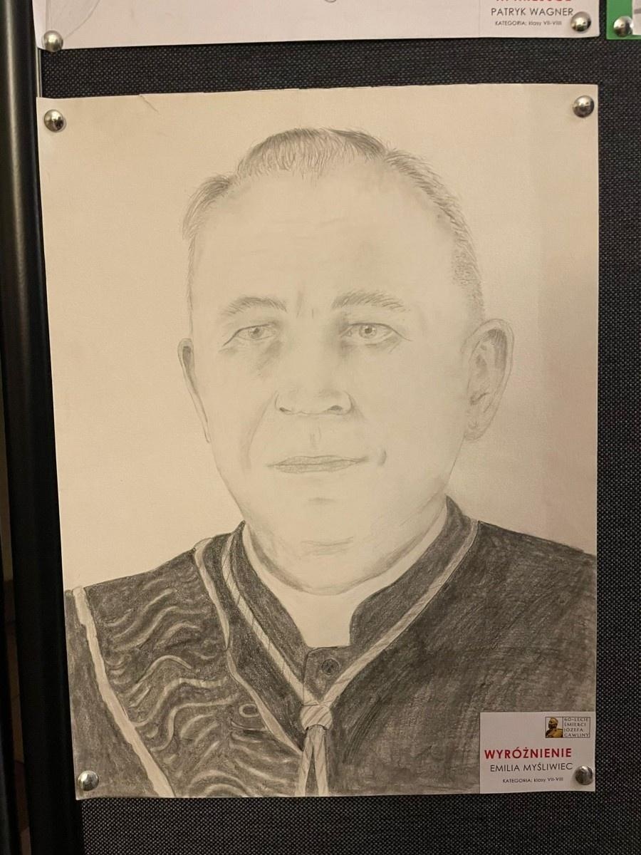 Zdjęcie w galerii na portalu naszraciborz.pl: Obchody 60. rocznicy śmierci abp. gen. dyw. Józefa Gawliny zwieńczone premierą filmu dokumentalnego [WIDEO] wiadomości z regionu