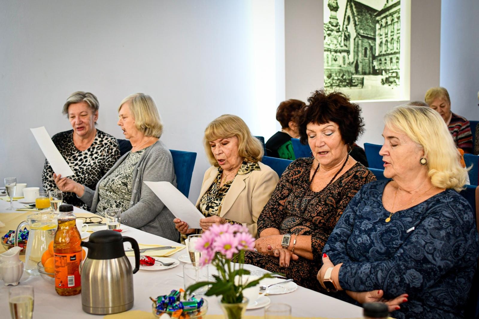 Zdjęcie w galerii na portalu naszraciborz.pl: Dzień Seniora w Restauracji Raciborska wiadomości z regionu