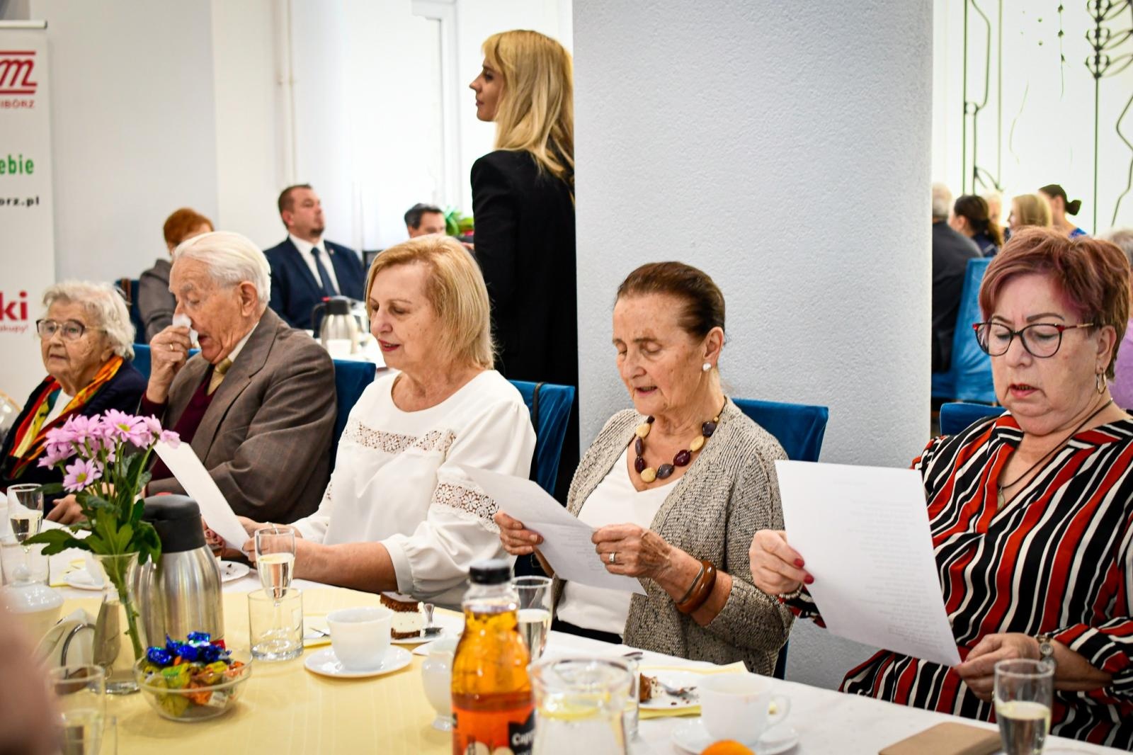 Zdjęcie w galerii na portalu naszraciborz.pl: Dzień Seniora w Restauracji Raciborska wiadomości z regionu