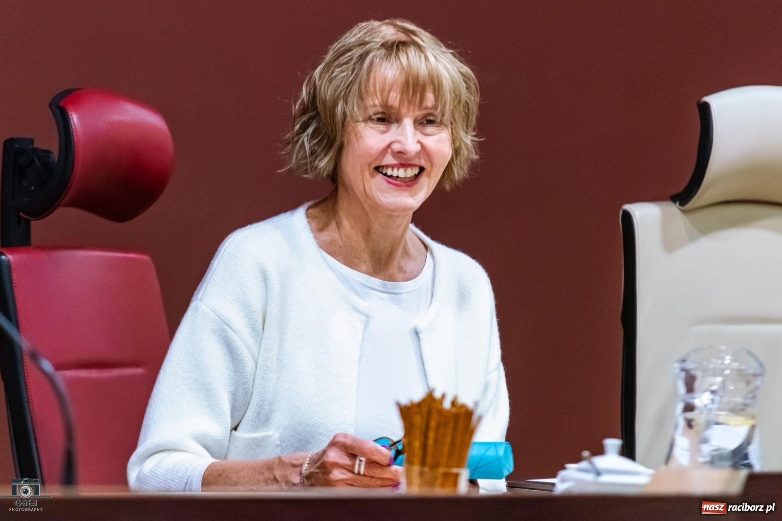 Zdjęcie w galerii na portalu naszraciborz.pl: Czytelników przybywa, imprez dużo, ale pensje stoją w miejscu wiadomości z regionu