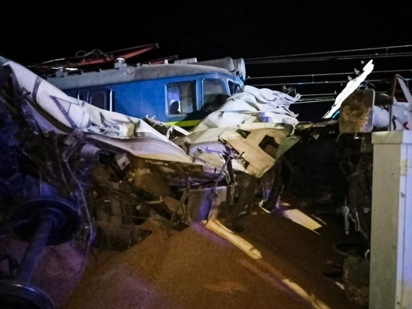 Zdjęcie w galerii na portalu naszraciborz.pl: Wypadek kolejowy w Kuźni Raciborskiej. Komunikat PKP w sprawie kursowania pociągów wiadomości z regionu