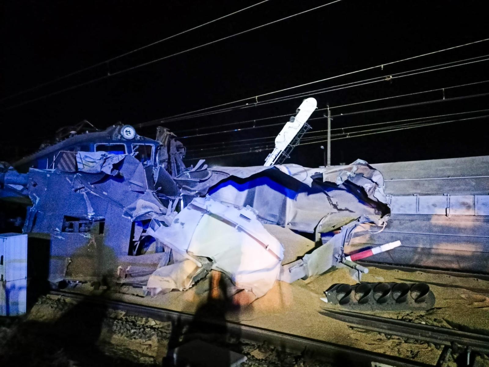 Zdjęcie w galerii na portalu naszraciborz.pl: Wypadek kolejowy w Kuźni Raciborskiej. Komunikat PKP w sprawie kursowania pociągów wiadomości z regionu