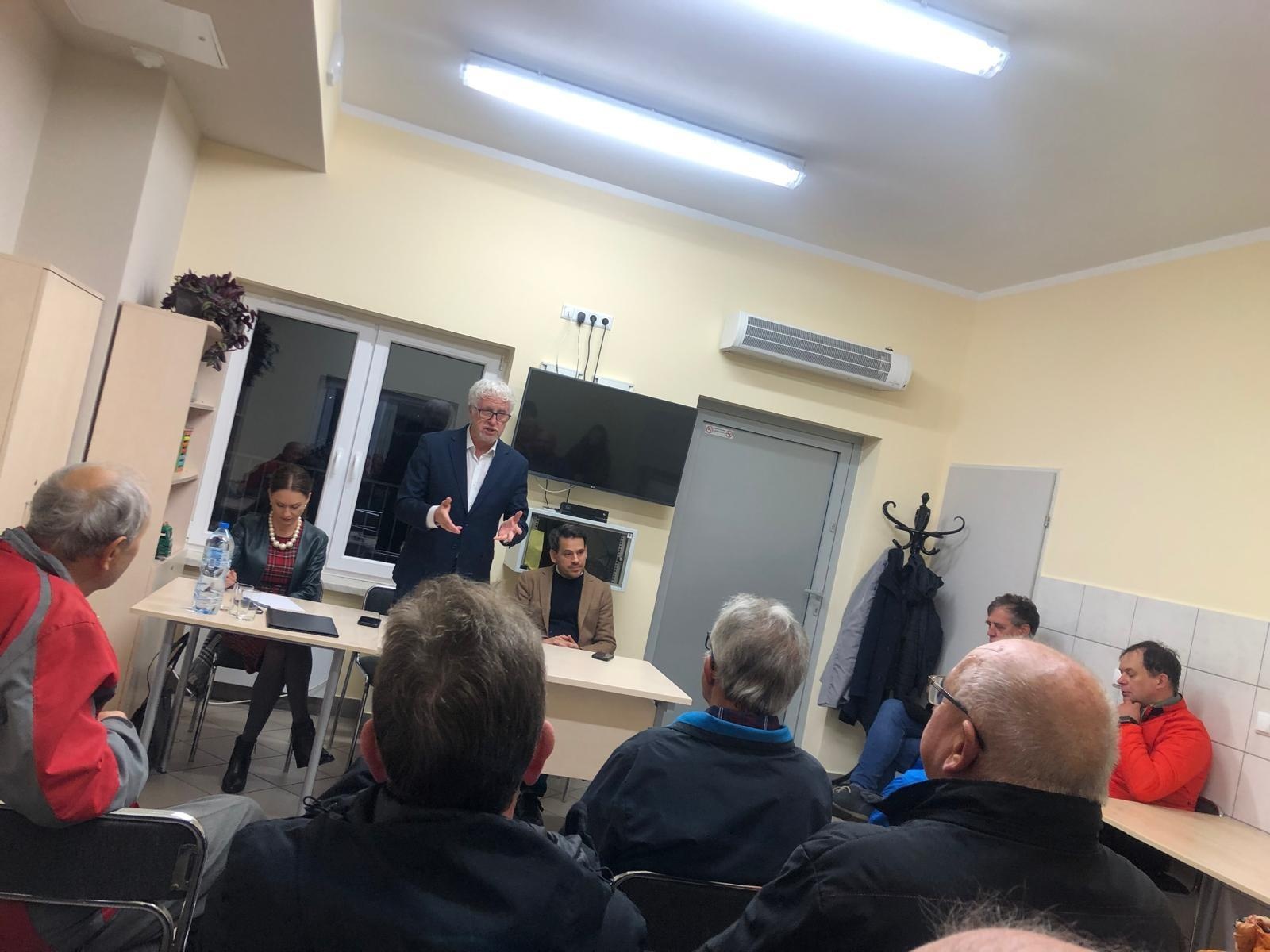 Zdjęcie w galerii na portalu naszraciborz.pl: Prezydent dziękuje mieszkańcom za obecność na spotkaniach dzielnicowych wiadomości z regionu