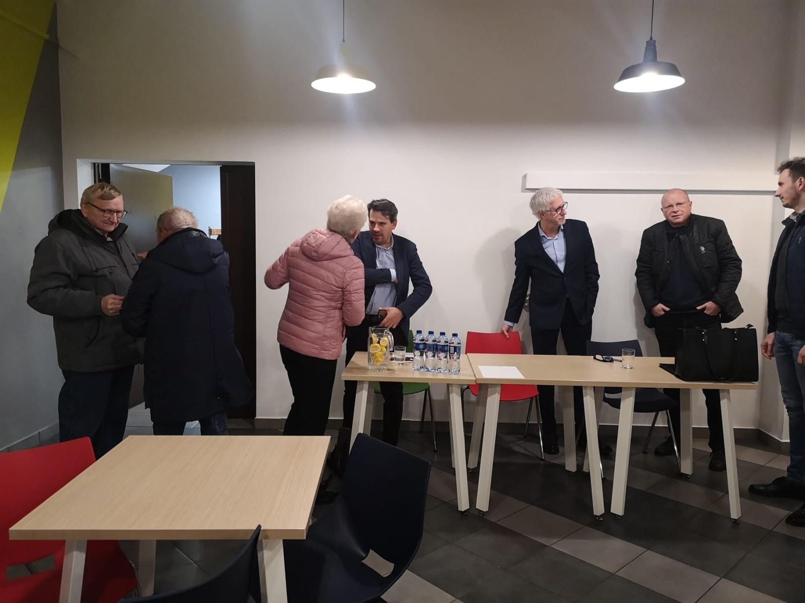 Zdjęcie w galerii na portalu naszraciborz.pl: Prezydent dziękuje mieszkańcom za obecność na spotkaniach dzielnicowych wiadomości z regionu