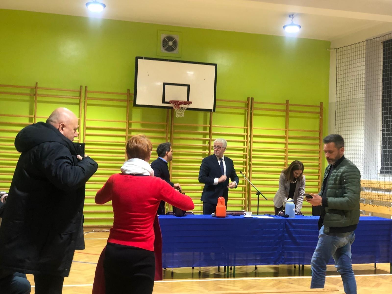 Zdjęcie w galerii na portalu naszraciborz.pl: Prezydent dziękuje mieszkańcom za obecność na spotkaniach dzielnicowych wiadomości z regionu