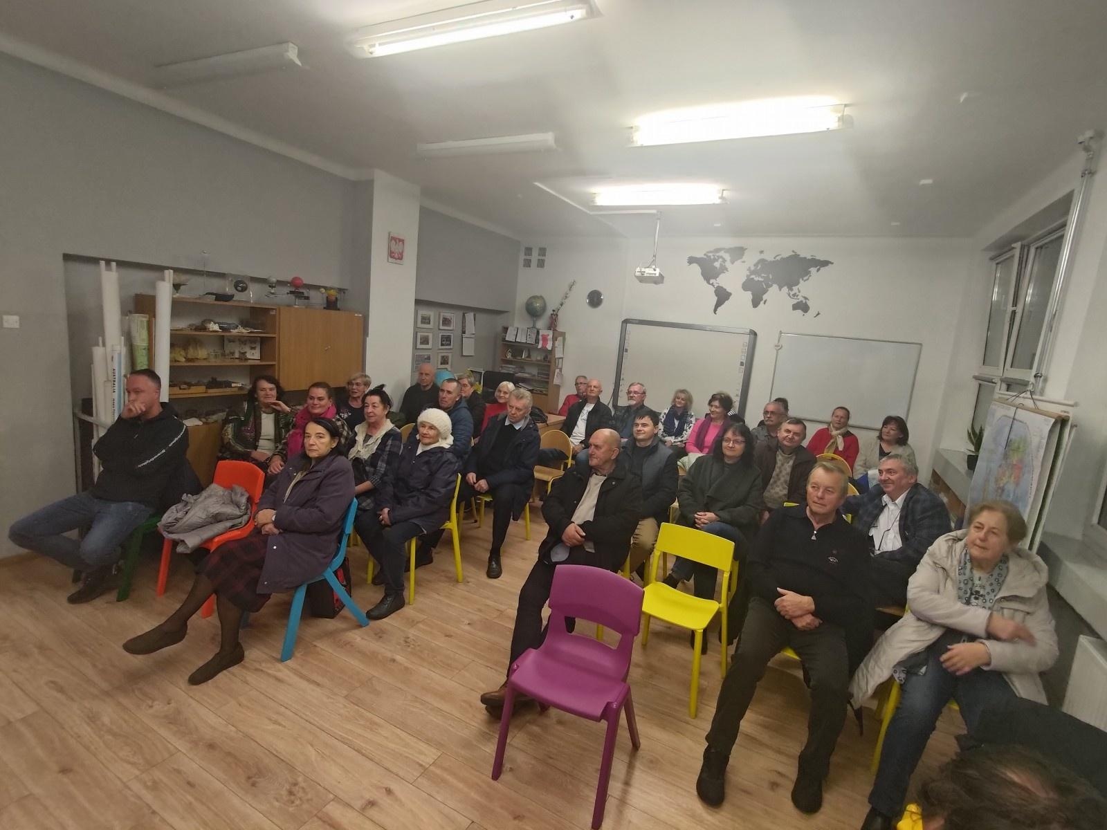 Zdjęcie w galerii na portalu naszraciborz.pl: Prezydent dziękuje mieszkańcom za obecność na spotkaniach dzielnicowych wiadomości z regionu