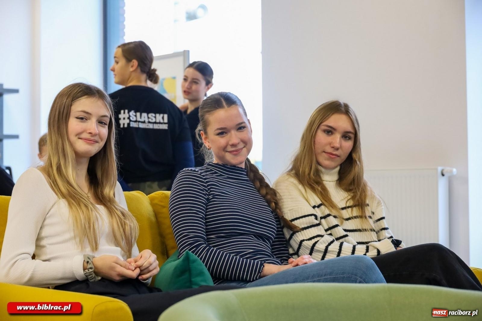 Zdjęcie w galerii na portalu naszraciborz.pl: Na nowym dworcu PKP otwarto Stację Młodych wiadomości z regionu