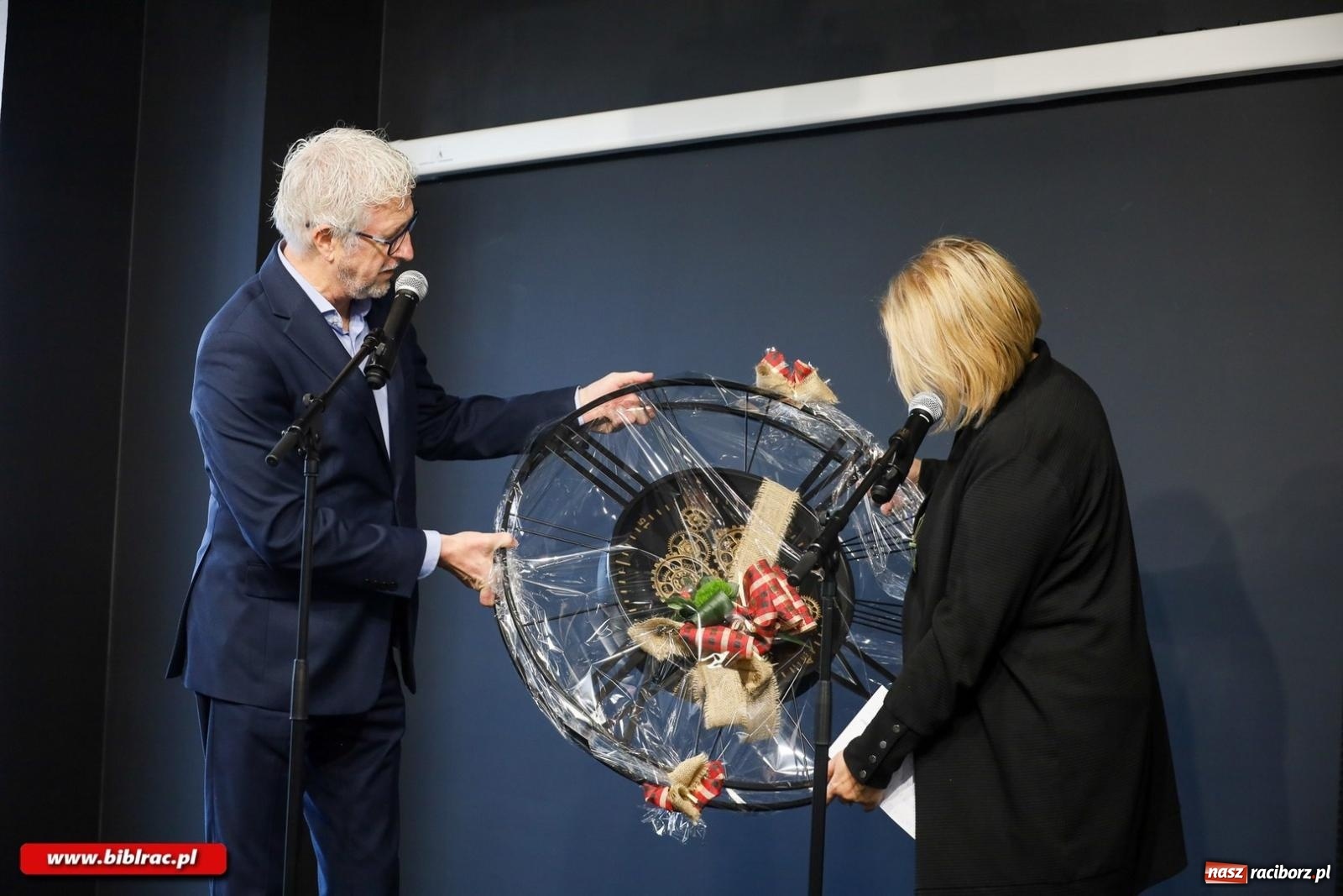 Zdjęcie w galerii na portalu naszraciborz.pl: Na nowym dworcu PKP otwarto Stację Młodych wiadomości z regionu